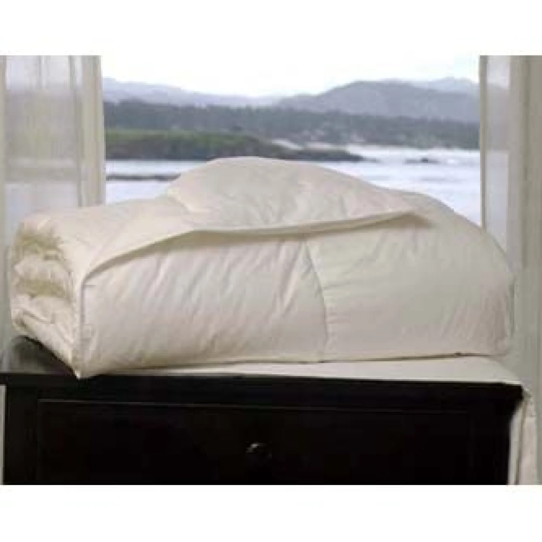 Best Pebble Beach Resorts Luxsoft Down Alternative Comforter Queen Size